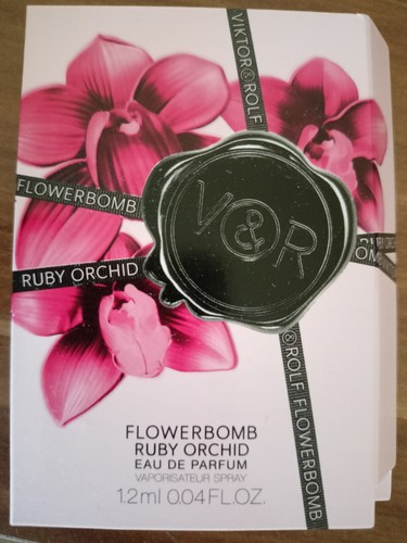Viktor rolf flowerbomb ruby - &,