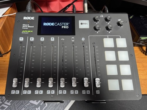 Rode rodecaster pro - pro,
