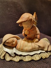 Hummelfigur Goebel Porzellan Hummel Figur Nr. 25 Engel Christuskind Jesuskind