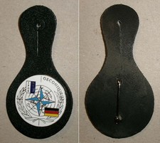 Emaillierter brustanhänger - emaillierter,