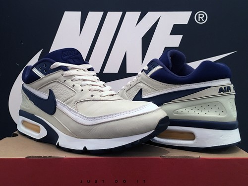 Vintage 1996 nike - vintage, classic