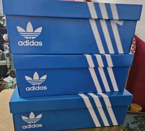 Auswahl leerer adidas - /, 1
