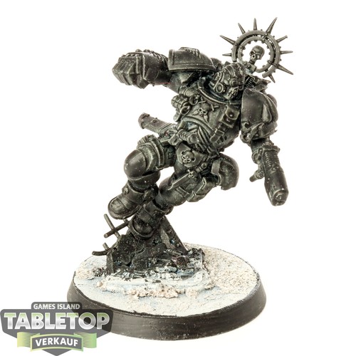Space marines lieutenant - space, in