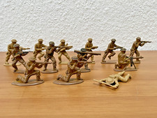 13x Matchbox British Infantry