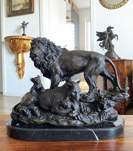 Bronzefigur löwen familie - bronzefigur,