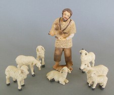 Hirte m. Lamm u. Hund und 6 Schafe 2,5 cm - 4cm für Krippenfiguren Größe 10 cm