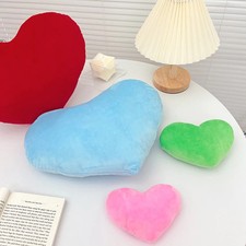 Herzförmiges Dekokissen
