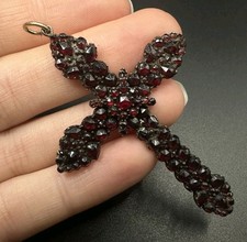 Großer Granat Kreuz Anhänger