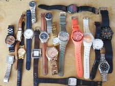 Konv. 19 Armbanduhren Quarz 