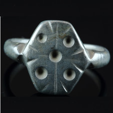 Mittelalter Bronzering mit den