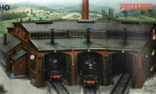 Vollmer 5754 Lok Roundhouse mit 3 Schuppen & automatischer Türöffnung - HO Anzug OO(w)