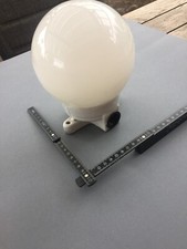 Deckenleuchte , Bauhaus,  um 1930, mit Milchglaskuppel