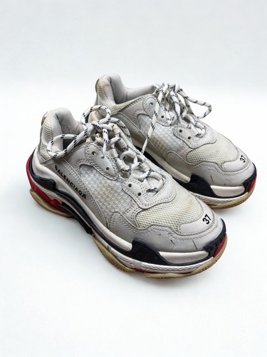 Balenciaga triple sneaker in - triple,