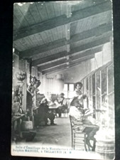 06 VALLAURIS DELPHIN MASSIER EMAILRAUM