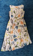 Schönes Chiffon Kleid mit