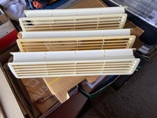 3 St. Türlüftungsgitter Lüftungsgitter Bad  Abstellraum Küche doppelseitig weiß