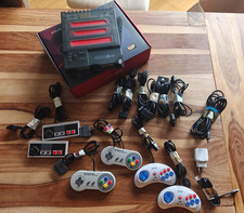 Hyperkin – RetroN 3 HD