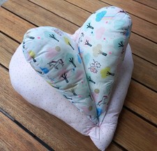 Herzkissen Lesekissen Buchstütze, Einhorn Hasen Rosa