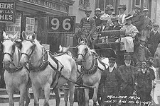 Caa-3 High Street, Coach &