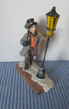 alte Figur Deko Miniatur Mann mit Laterne