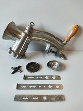 Alter schwerer Fleischwolf 70