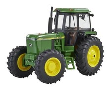 John Deere 4450 Traktor  Modell von Britains 1:32