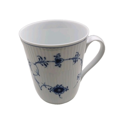 Musselmalet gerippt tasse - musselmalet, gerippt,