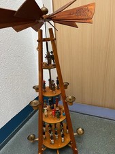 Große Weihnachtspyramide