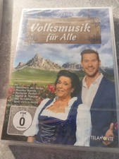 LYDIA HUBER & BENJAMIN GRUND