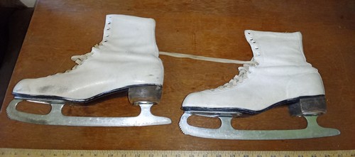 Pair white ice - pair,