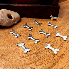 10 Knochen Hund silberfarben