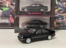  1:64 MERCEDES-BENZ E55 AMG