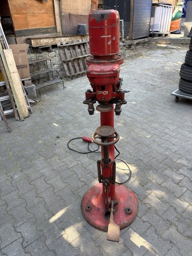 Dosenverschlussmaschine
