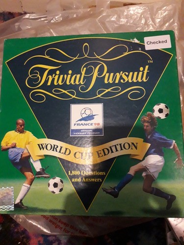 Trivial pursuit world - pursuit, cup
