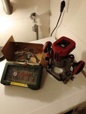 Neue unbenutzte Akku-Oberfräse Einhell Top Ro 18 mit Zubehör + neuem Fäser Set