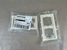 Busch-Jaeger 1722-182K Abdeckrahmen 2-fach future linear elfenbeinweiß