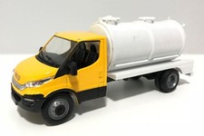 New-Ray Iveco Daily