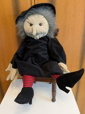 Hübsche Handpuppe  Hexe mit