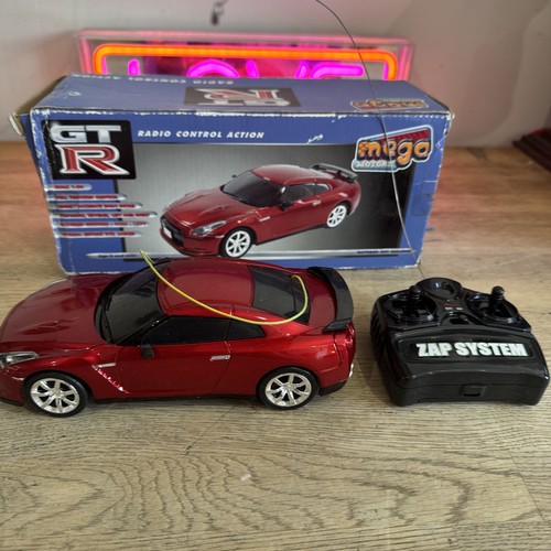 Mega motors gtr - gtr, radio