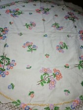 Alte Tischwäsche rund