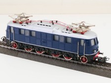 Märklin 3023.1 E-Lok E 18 35