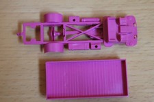 H0 Permot Hruska LKW Skoda Fahrwerk + Pritsche pink Ersatzteil