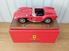 Bburago 1/18 Ferrari 250 Testa Rossa 1957 Cod. 3507 OVP  auf Bodenplatte
