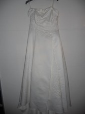 HOCHZEITSKLEID in Gr. 42/44 von Isabel De Mestre