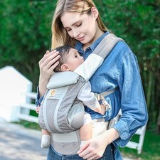 Ergobaby Omni Breeze