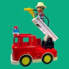 Lego Duplo  Feuerwehr Leiterwagen  mit Feuerwehrmann Blinklicht  #DX1