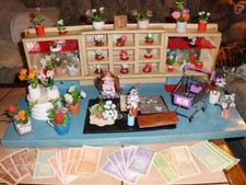 BLUMENLADEN - Kaufmannsladen DDR- mit viel Zubehör- gut erhalten