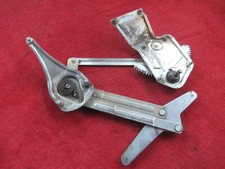 Original Alfa Romeo GT Bertone Kantenhaube Fensterheber links 105025503100