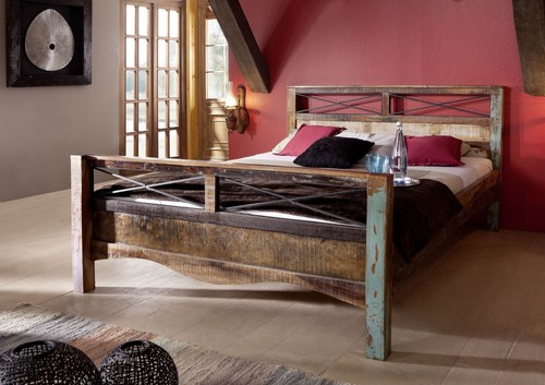 Bett unikat recyceltes altholz - unikat,