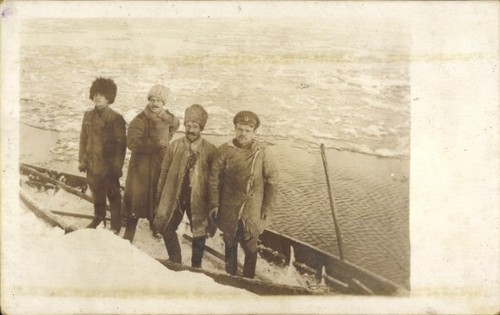 Foto russische soldaten - ak,